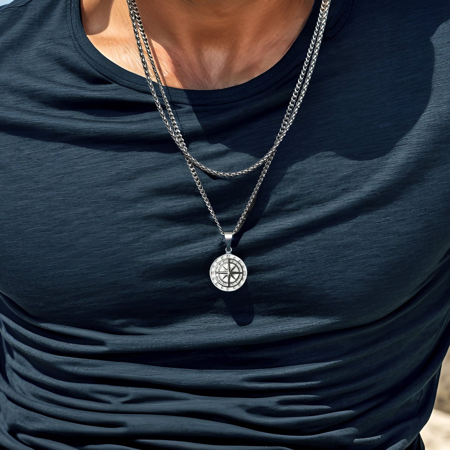 Men's Compass Necklace, North Star Compass Pendant Necklace for Boys, Compass Pendant with 3.5mm Cuban Link Chain